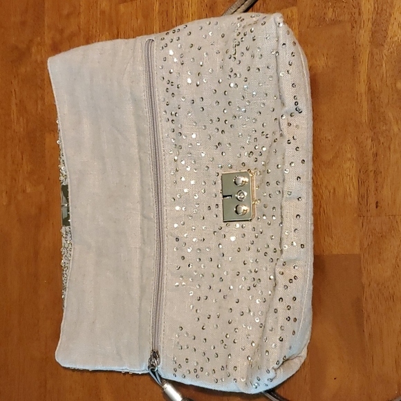 🤎The Limited🤎Khaki, cross-body with sequins. - Picture 12 of 13